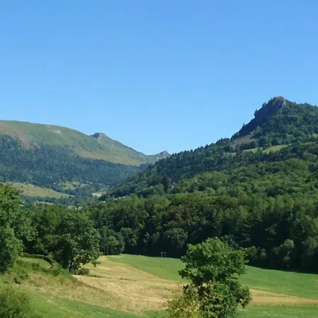La Petite Maison Pont Blanchard,